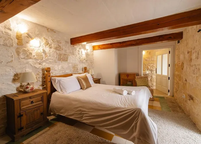 Hidden Jewel Holiday home *